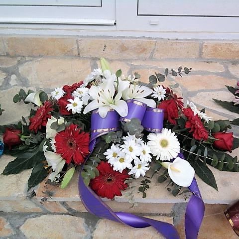 Pogrebni cvjetni aranžmani | Cvjećarnica Ilaria Split