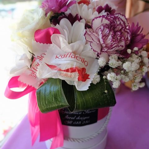 Flower box sa rafaleom | Dostava cvijeća Split | Cvjećarnica Ilaria Split