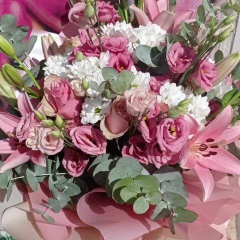 XXL buketi split | Besplatna dostava cvijeća | Cvjećarnica Ilaria